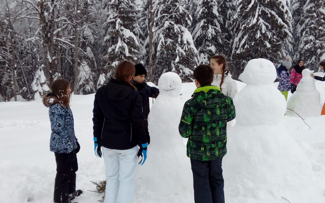 Današnje ustvarjanje na snegu s skupino pohodnikov iz 8. in 9. razreda